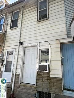 2nd image of 610 N 2nd St