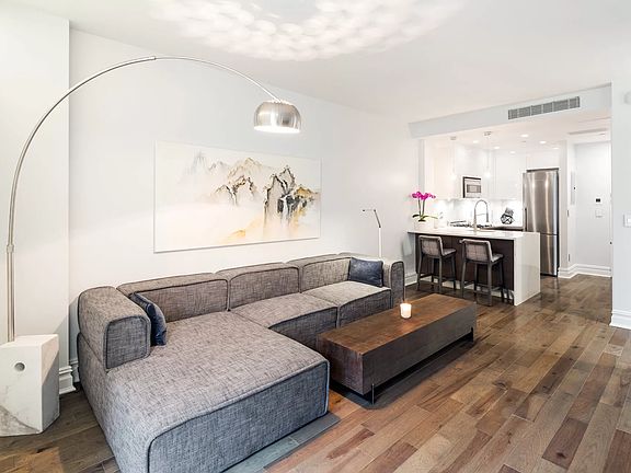 3rd image of 1135 45th Ave #3F