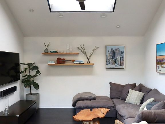 5th image of 567 Melba Rd