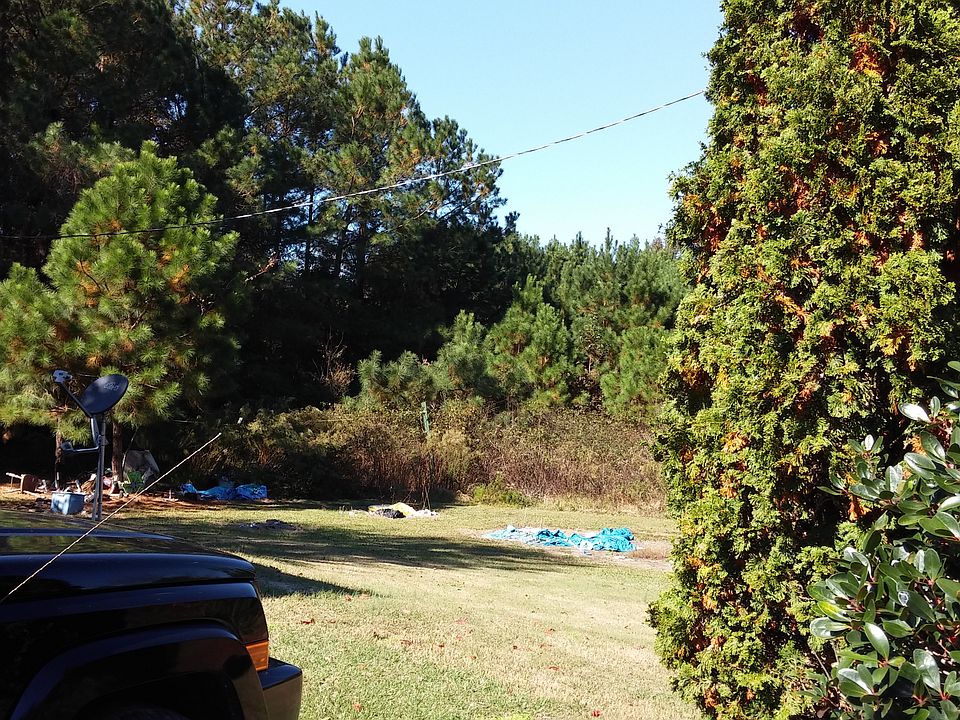 2nd image of 107 Peace Lane