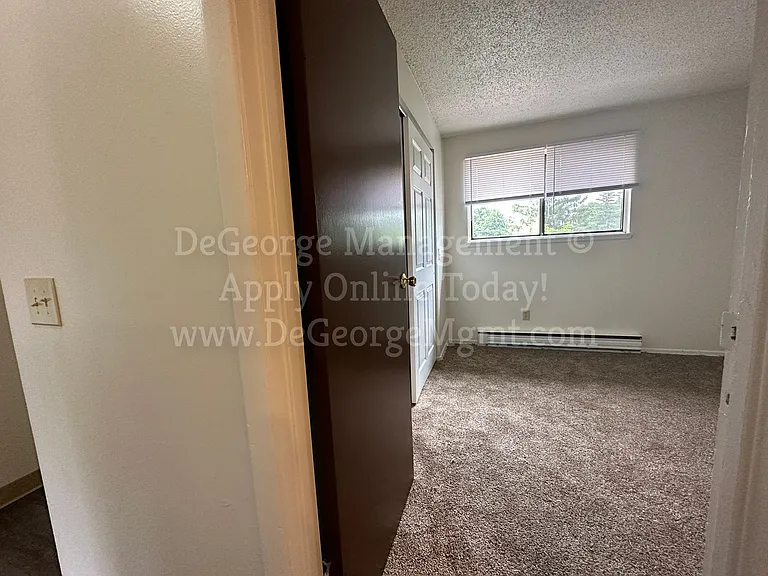 Oak Ridge Manor Apartments — Photo 35