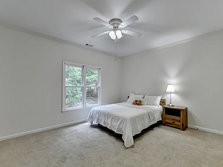 2051 Crown Vetch Ln — Photo 37