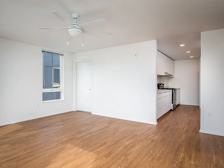Rockwood Village Apartments — Photo 87