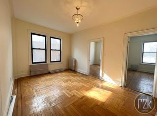 24-62 27th St #3A, Astoria, NY 11102