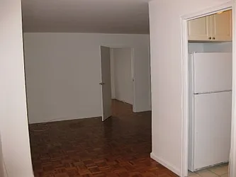 Rented by Classic Marketing- 530 Park1