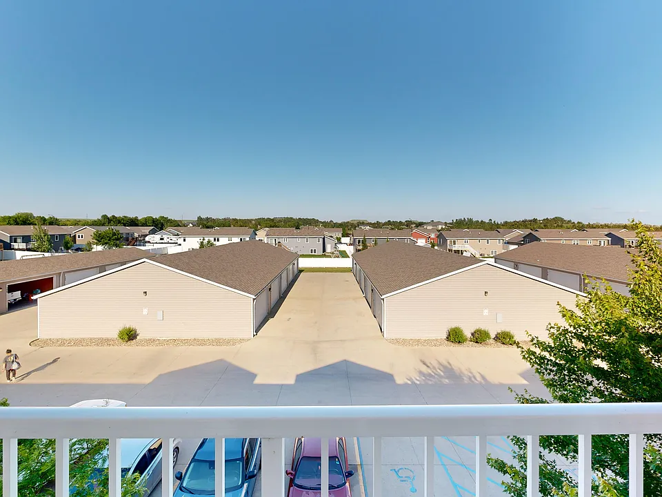 Lincoln Meadows Apartments