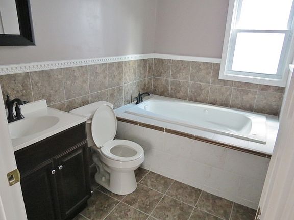 Full bath 1