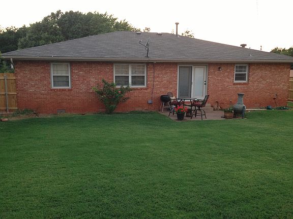 3rd image of 1108 Virginia Ln