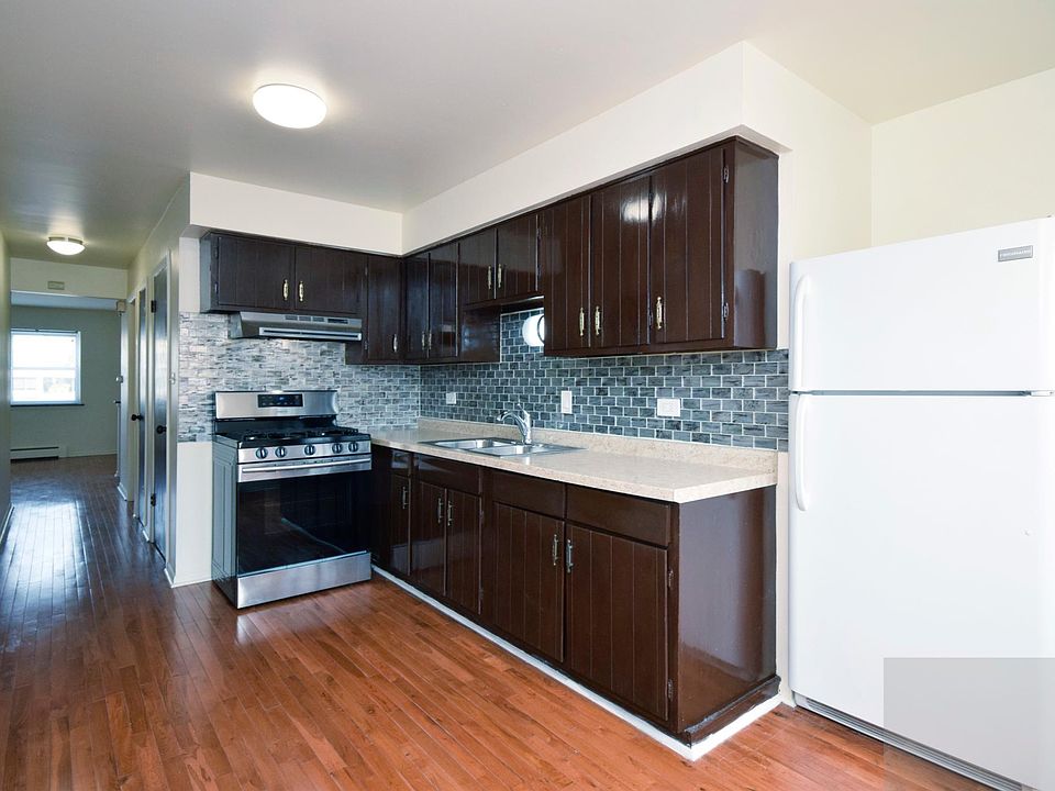 1st image of 10483 E Touhy Ave #1W