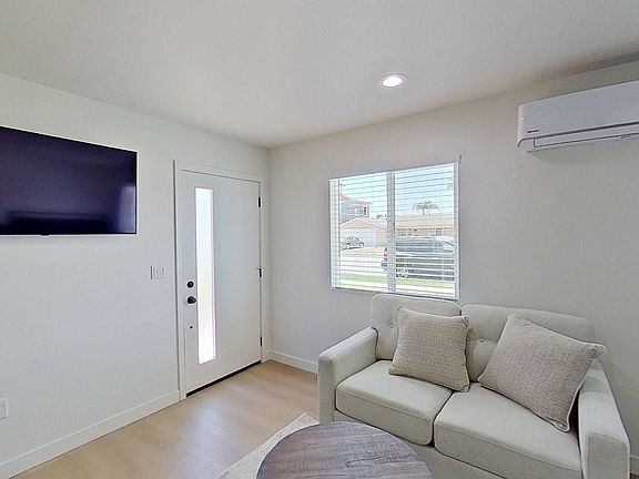 3rd image of 16246 Eagle Ln