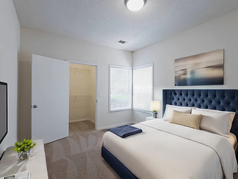 Cambridge Park Apartments — Photo 144