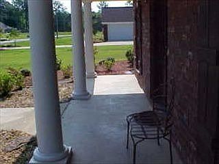 2nd image of 755 White Oak Ln