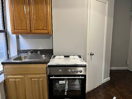 2nd image of 311 E 109th St #10D