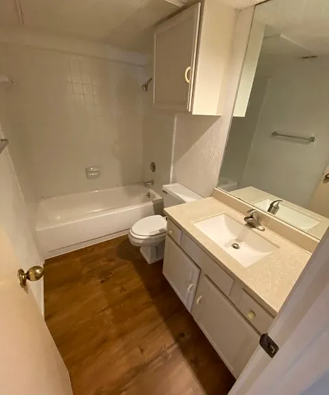 This is the 2nd bathroom.