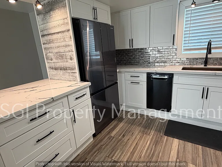 2415 N 71st St #C — Photo 6