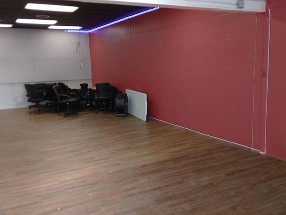 5th image of 1705 W Gate City Blvd