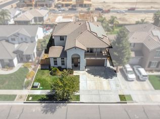 676 Inverness St, Tulare, CA 93274
