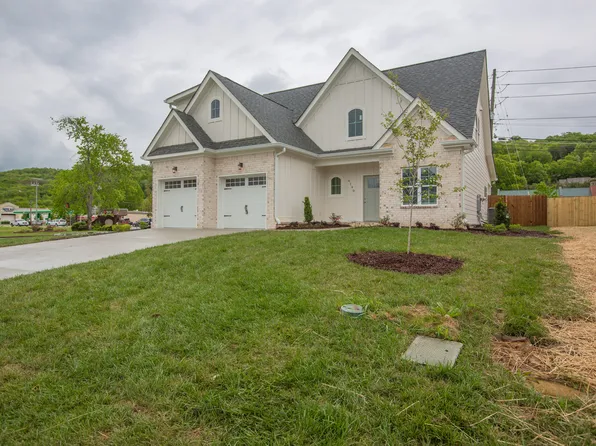 6190 Tuscany Pl, Hixson, TN 37343