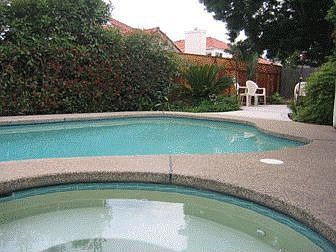 solar heated pool & jacuzzi