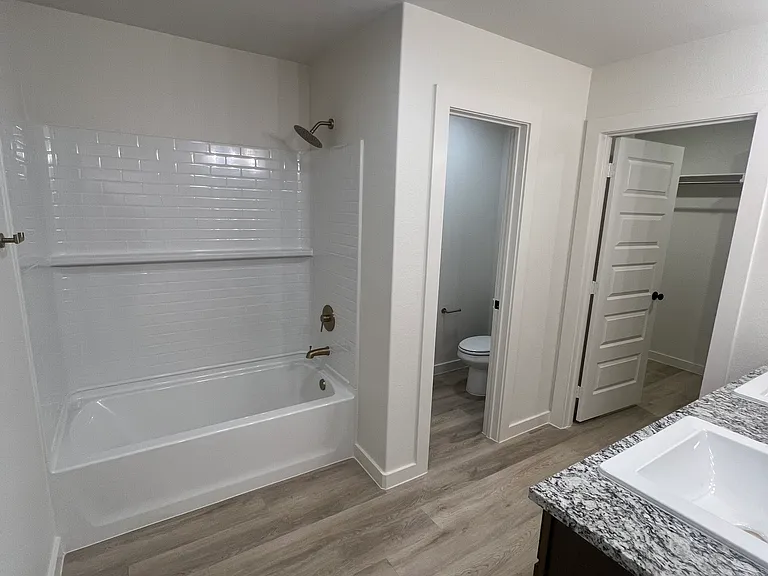 13815 Gary Ave — Photo 22