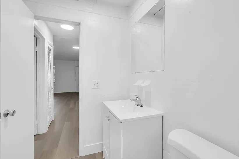 1 bed, 600 sqft, $1,600 — Photo 2
