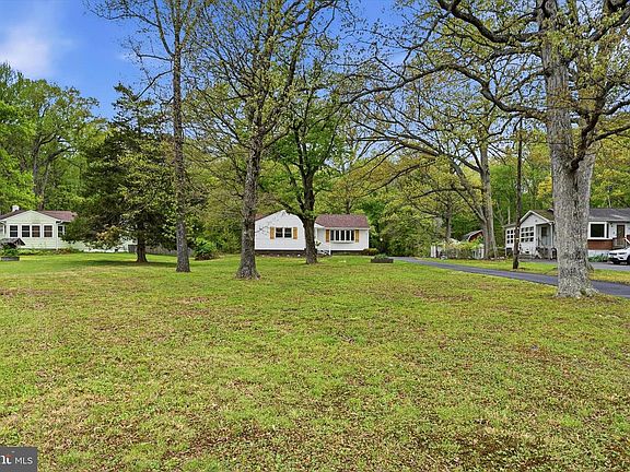 4th image of 137 Maloney Rd