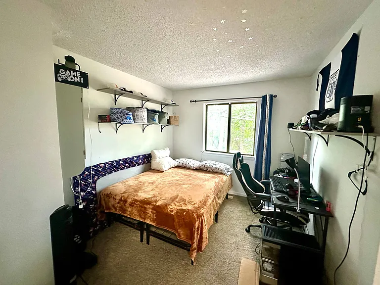 719 Taft Ave — Photo 14