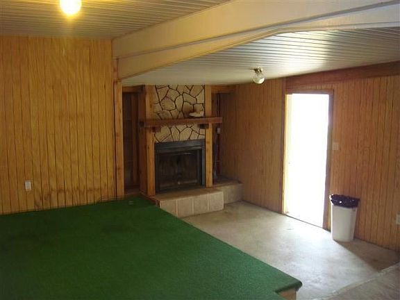 3rd image of 1809 Ordway St