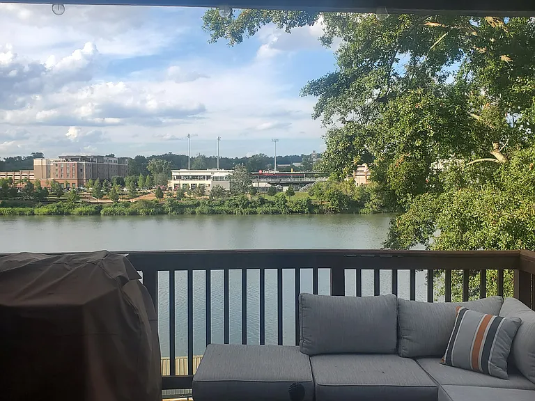Waters Edge Dr — Photo 23