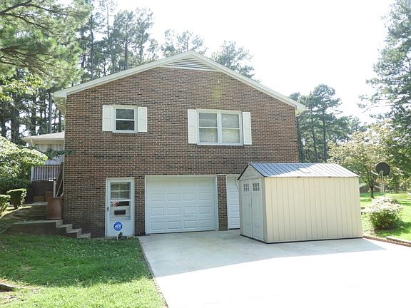 4th image of 101 Hillcrest Ln