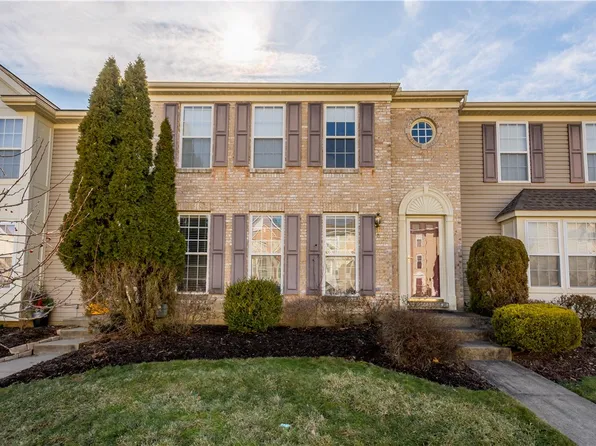 6344 Oyster Bay Ct, Bridgeville, PA 15017