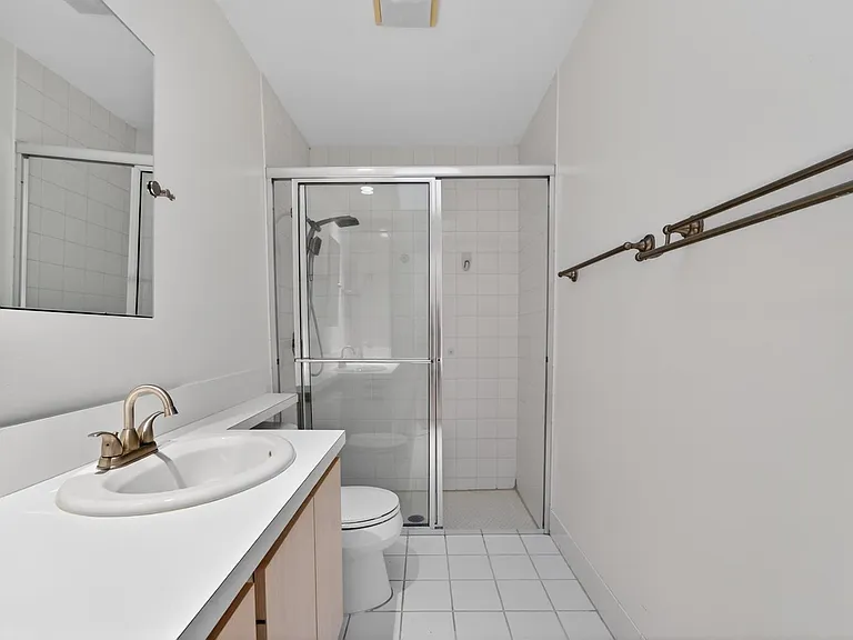 304 Sun Terrace Ct — Photo 24