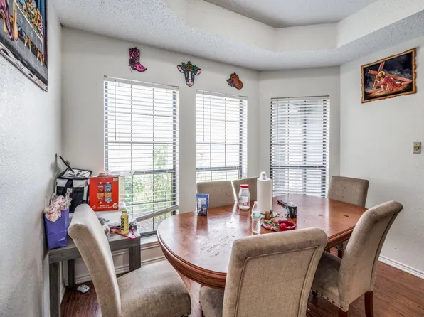 3008 Christopher Dr, Denton, TX 76209