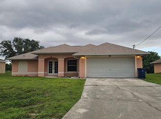 3005 38th St SW, Lehigh Acres, FL 33976