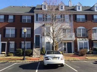 3 Butternut St, Jersey City, NJ 07305