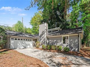 4105 Cumberland Dr, Snellville, GA 30039