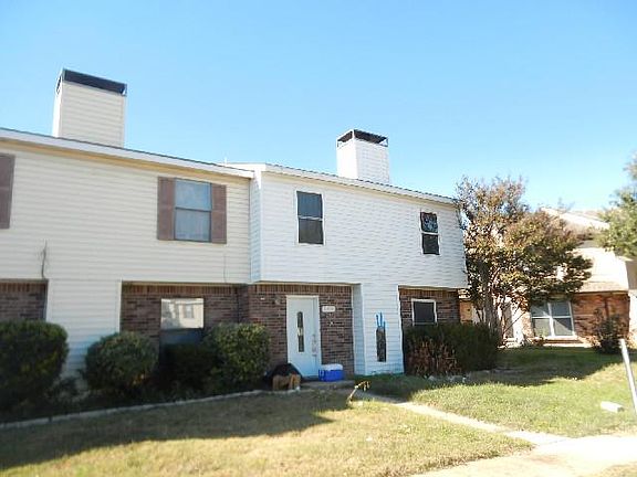 3rd image of 3930 Walnut Park Cir