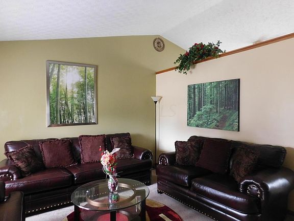 3rd image of 2979 Brookford Dr