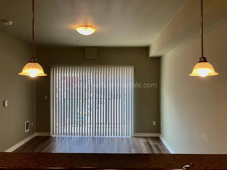 200 E Maple St — Photo 368