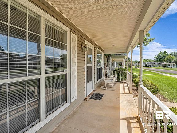 5th image of 3 Cottage Dr