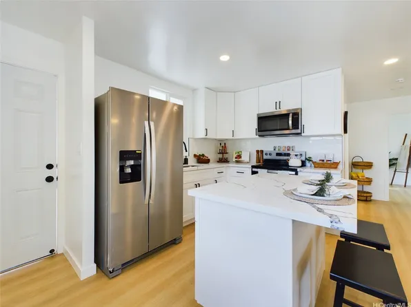 41-1458 Laukalo St, Waimanalo, HI 96795