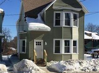 2 Grotto Ct, Watervliet, NY 12189