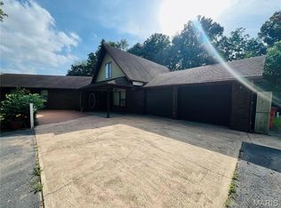 138 W Schumacher Ave, Puxico, MO 63960