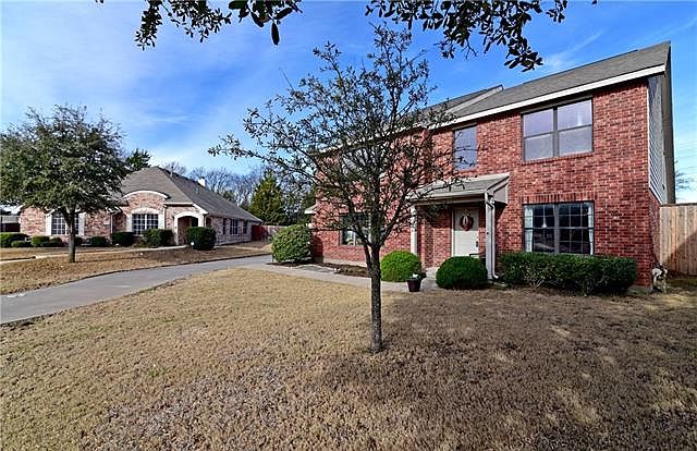 1st image of 3484 Hawthorne Trl