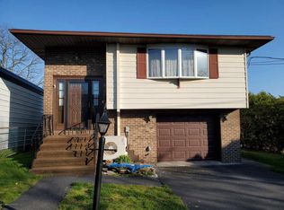 405 Baker St, Old Forge, PA 18518