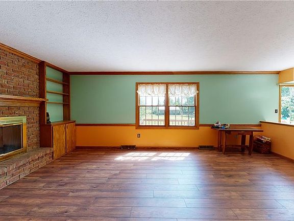 5th image of 168 Parker Ln