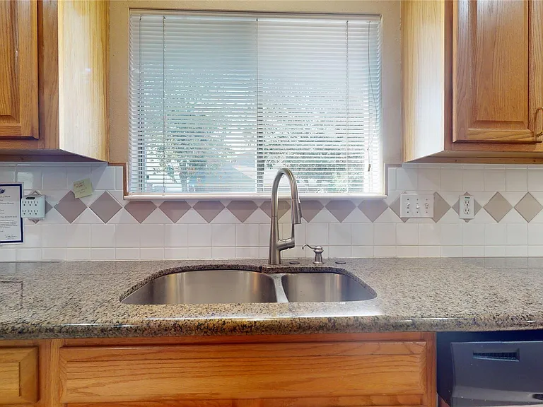 17319 Jackson Pines Dr — Photo 6