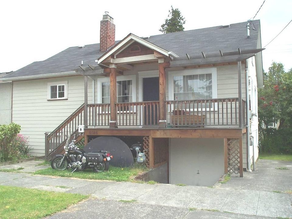1st image of 6528 5th Ave NE