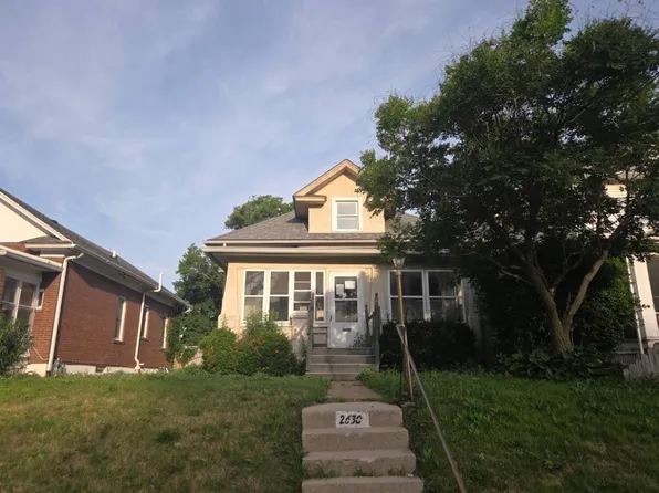 2630 Farnam St, Davenport, IA 52803