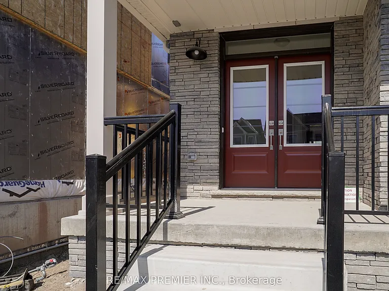 28 Downriver Dr — Photo 2